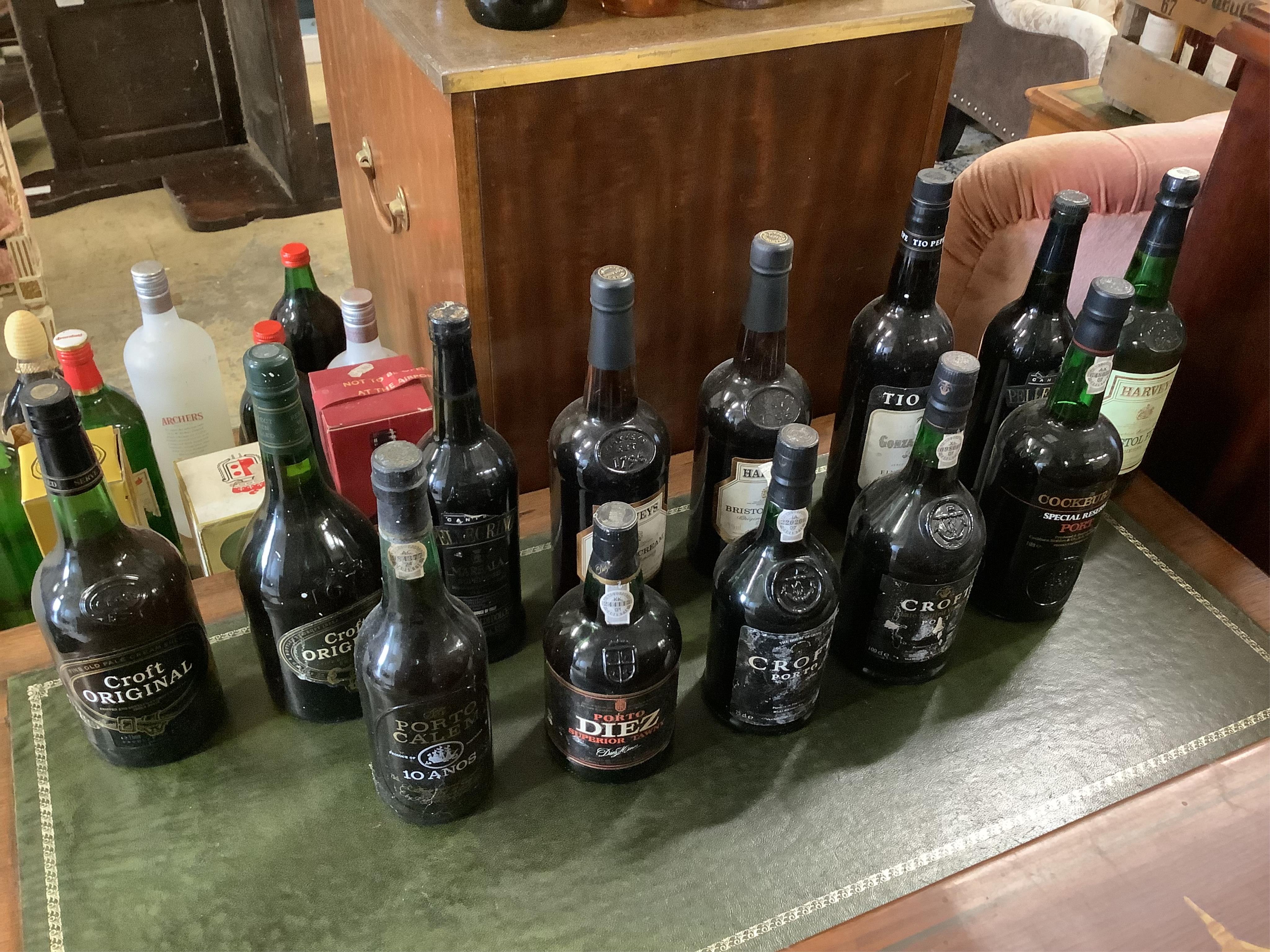 Thirteen bottles of assorted sherry and port